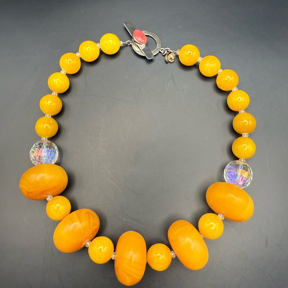 Elegant Yellow Beaded Necklace